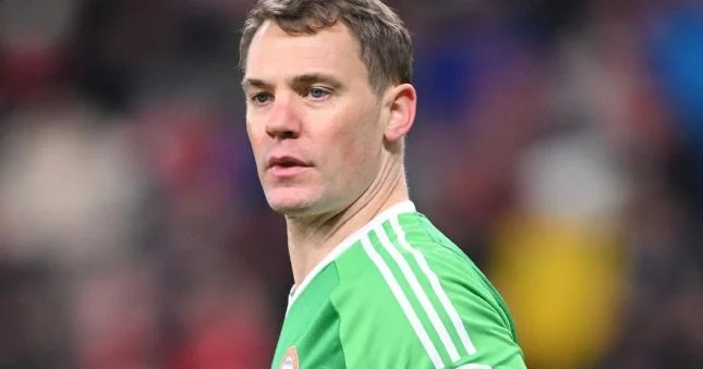 Noyer Bundesliqa tarixində birinciliyə yaxınlaşır