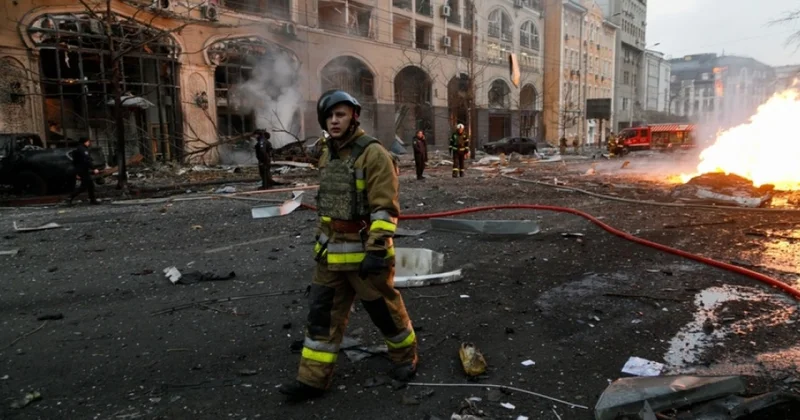 Rusiya 7 saat ərzində Kiyevi dayanmadan vurdu