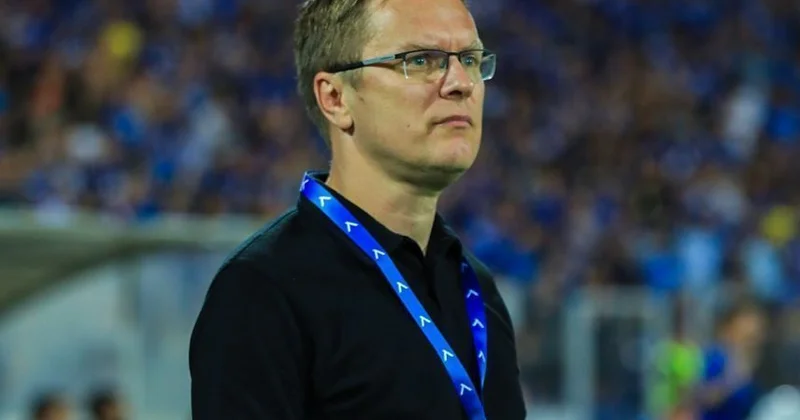 Вальдас Дамбраускас: Команды, играющие в высшей лиге, достойны более лучших полей