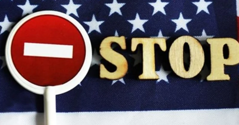 Трамп закрывает путь мигрантам