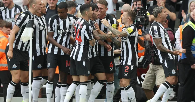 İngiltərə Premyer Liqası: “Nyukasl” “Everton”u darmadağın edib