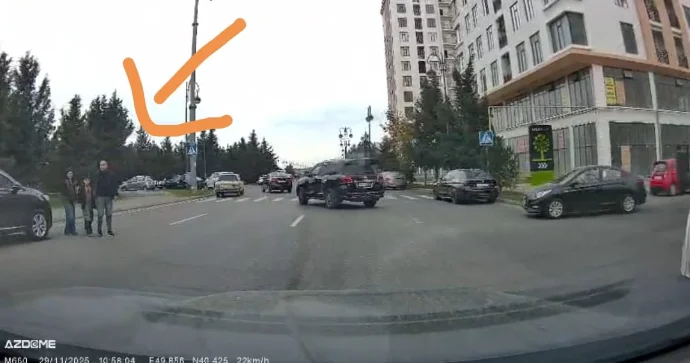 Yolu hardan gəldi keçən piyada: “Qanunu saymıram” VİDEO