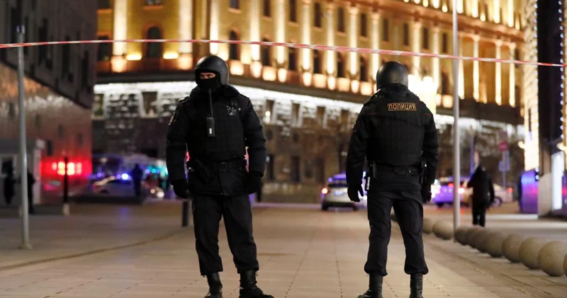 Təhlükəsizlik qüvvələri kütləvi şəkildə Rusiyadan qaçır və artıq Haaqada ifadə verir Hüquq müdafiəçisi