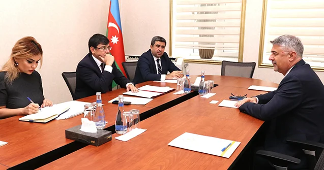 Macarıstanın səfiri Azərbaycan dilini öyrənmək istəyir Fotolar