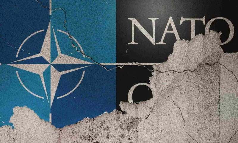 NATO Rusiyanın hibrid hücumlarına hərbi cavab hazırlayır