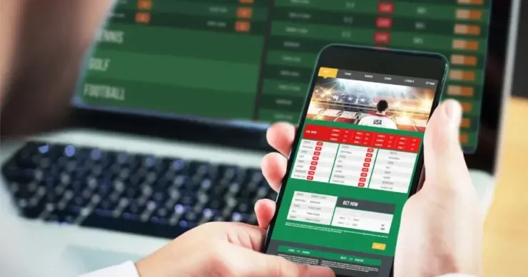 Onlayn qumar təşkil edənlər məhkəmədə medianın olmasını istəmədi