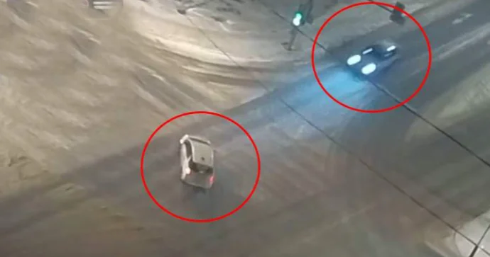 “BMW X5”lə toqquşan “Honda”nın sərnişini yola düşdü Yolayrıcında qəza VİDEO