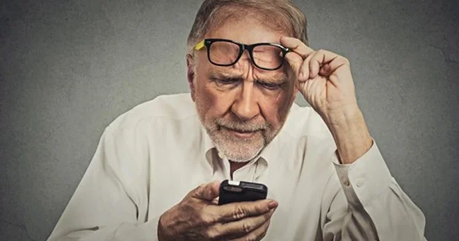 2050 ci ilə qədər dünyanın yarısı eynək taxacaq Həkimdən xəbərdarlıq