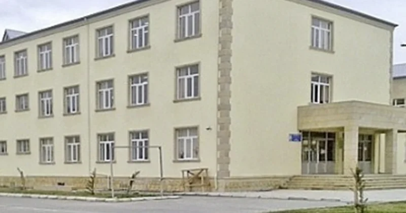 Bakıda məktəbli öldü Foto