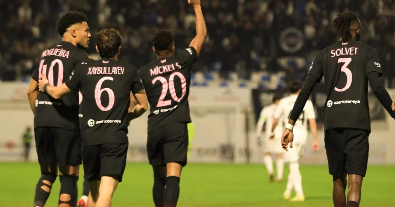 Premyer Liqa fasiləyə kimi