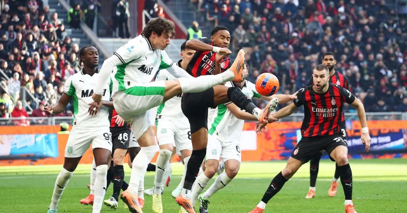 “Fənərbaxça” “Milan”ın hücumçusu üçün 35 milyon avro təklif etməyə hazırdır