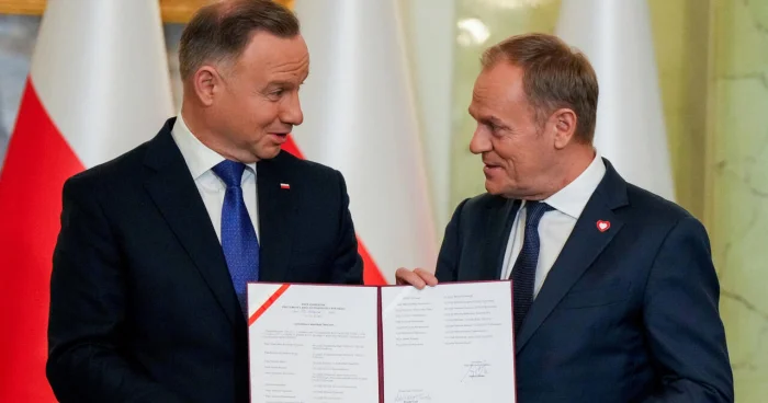 Polşa prezidenti və baş naziri arasında mübahisə yaranıb