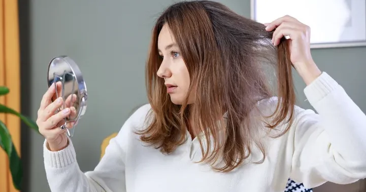 Bu 5 vərdiş saçlarınızı məhv edir