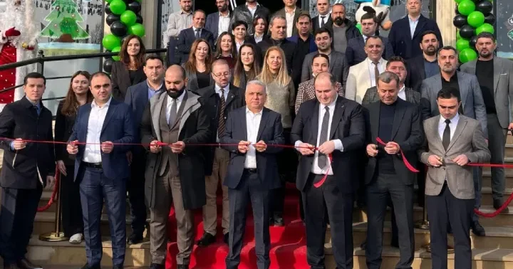 İri mağazalar şəbəkəsinin dekabra 2 filailı açılıb