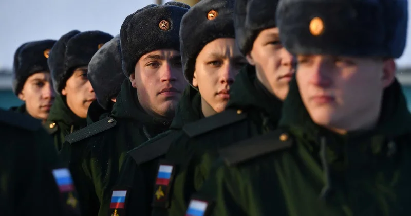 В армию России приняли еще 150 тысяч новобранцев
