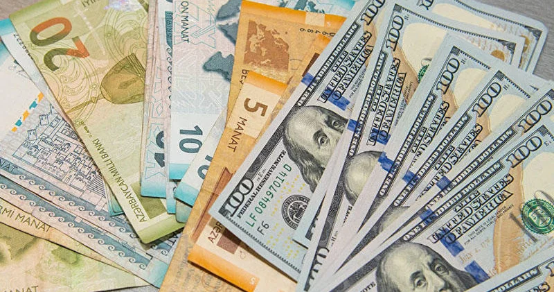 Avro uzulaşdı, rubl bahalaşdı Məzənnə