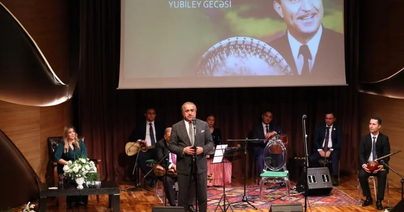 Торжественный вечер к 85 летию Бабы Махмудоглу ФОТО