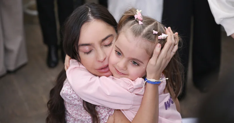 Leyla Əliyeva onlara “Göyərçin”in xüsusi buraxılışını hədiyyə etdi Video