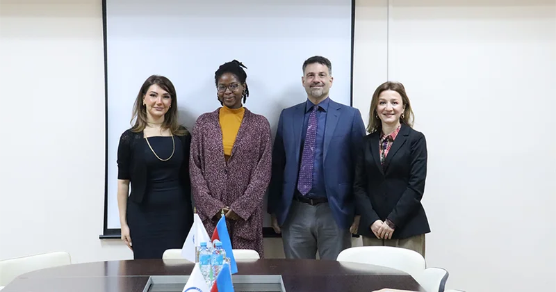 Azərbaycan Universitetində ABŞ Səfirliyinin nümayəndələri ilə görüş Fotolar