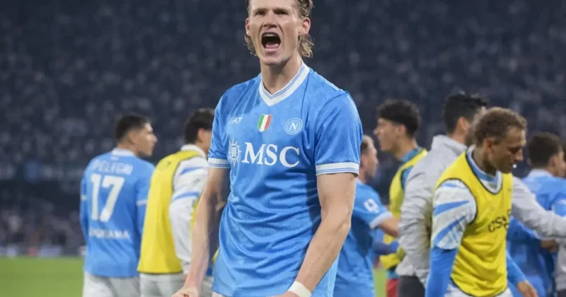 Mançester Yunayted sabiq oyunçusunu geri qaytarmaq istəyir