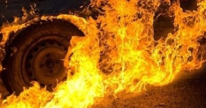 Взрыв в Мелитополе: ранены российские солдаты, поврежден военный Урал видео