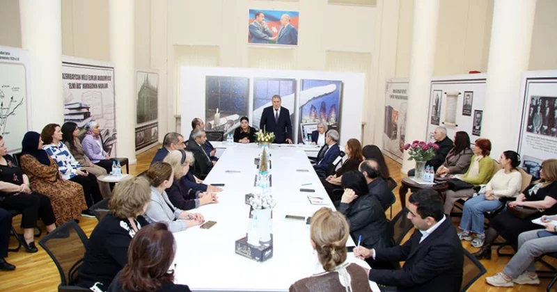 AMEA da arxiv sənədlərinin rəqəmsallaşdırılmasına dair tədbir keçirilib