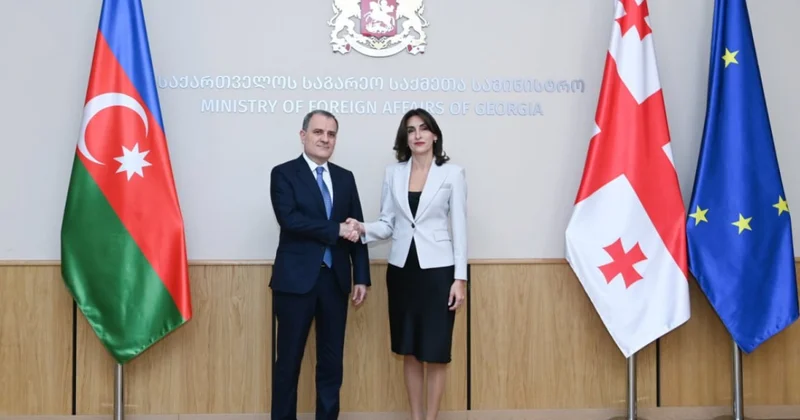 Азербайджан обсудил с Грузией тарифы на транзит в Армению