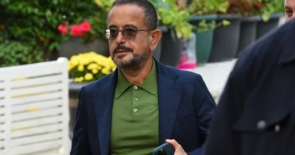 Dolana bilmirəm! deyən milyarder ABŞ dən 4000 mənzil aldı