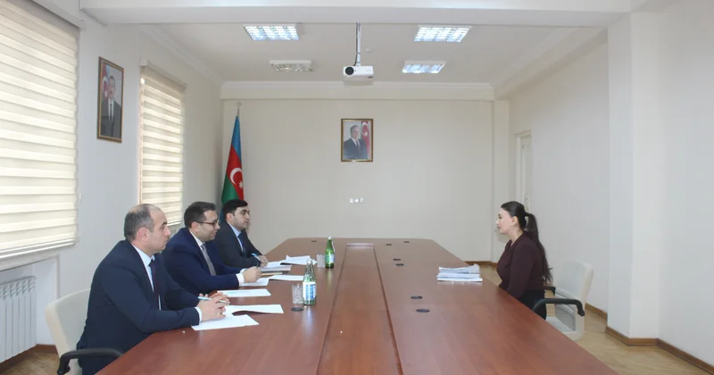 Elm, təhsil və insan resursları şöbəsinin müdiri Fərid Nəcəfov Göygöldə vətəndaşları qəbul edib