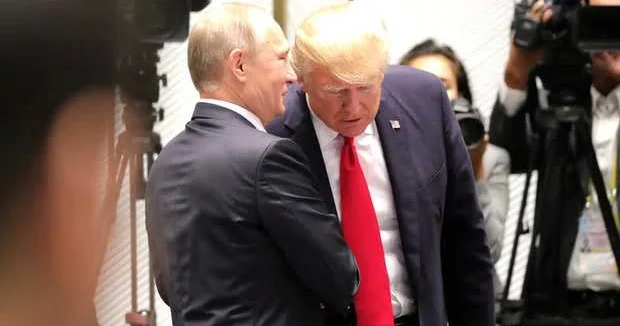 Putin Kiyevin hücum etdiyini dedi, Tramp şoka düşdü