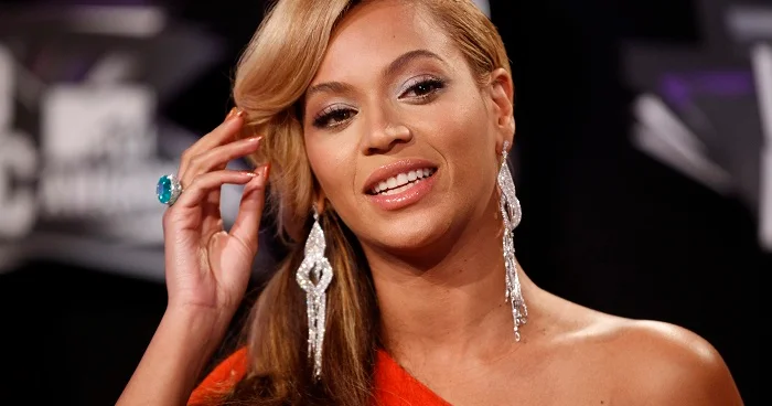 Бейонсе стала пятым музыкантом миллиардером в списке Forbes