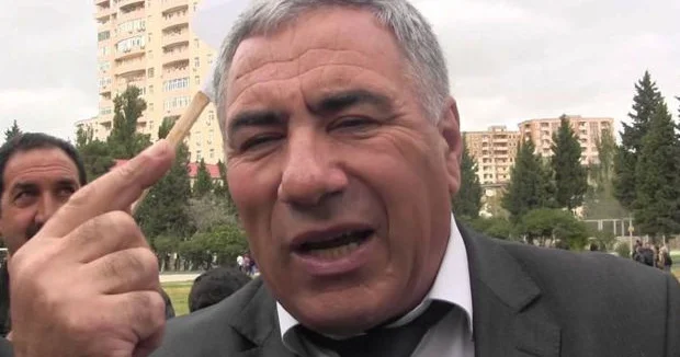 Acından günorta dururam Hafiz Hacıyevdən SƏRT ÇIXIŞ