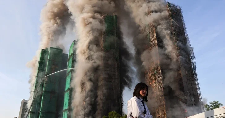 Власти Гонконга передали 154 млн долларов пострадавшим при пожаре