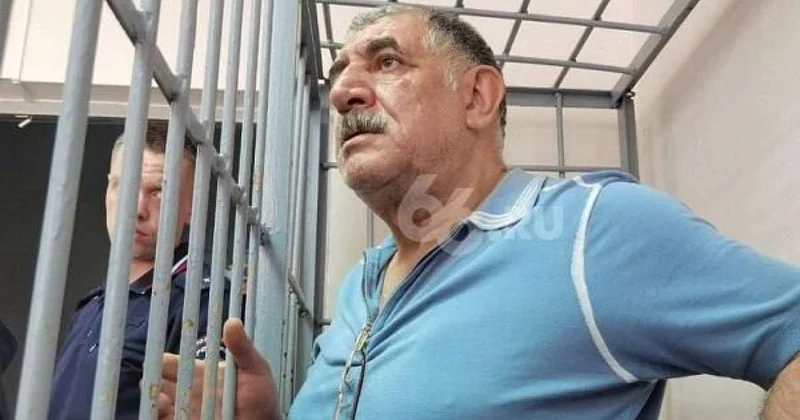 Azərbaycanlı iş adamının Rusiyadakı məşhur kafesi sökülür FOTO