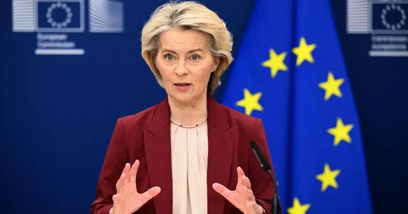 Экс советник Трампа отреагировал на желание фон дер Ляйен вакцинировать детей