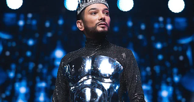 “Cənab Qızıl Şlyager” 54 yaşında Fotolar