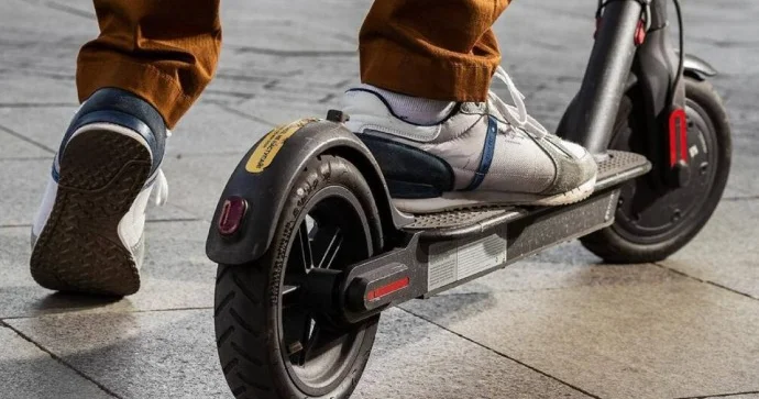 Yeni il gecəsi skuter sürənlər həbs ediləcək SƏRT QƏRAR