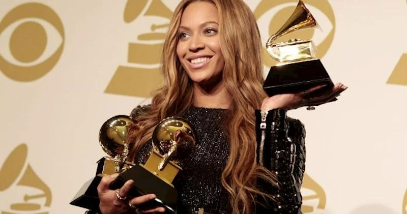 Beyonse milyarder oldu