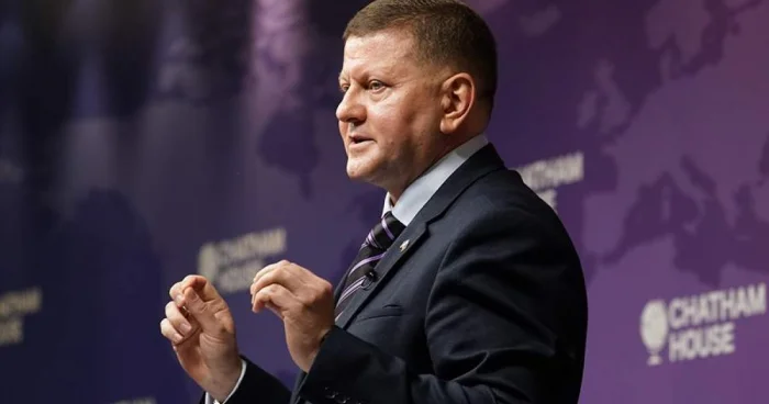 Zalujnı Londonu tərk etməyə hazırlaşır?