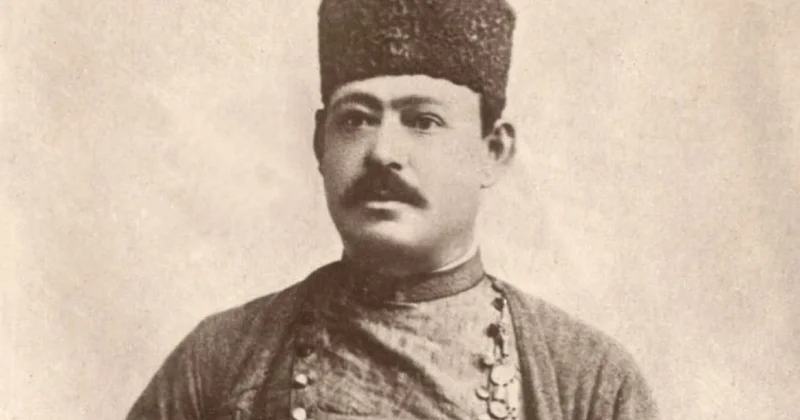 Xan qızının məclislərinə çağırıldı, tarın atası adlandırıldı... Onu niyə Sadıqcan çağırırdılar?