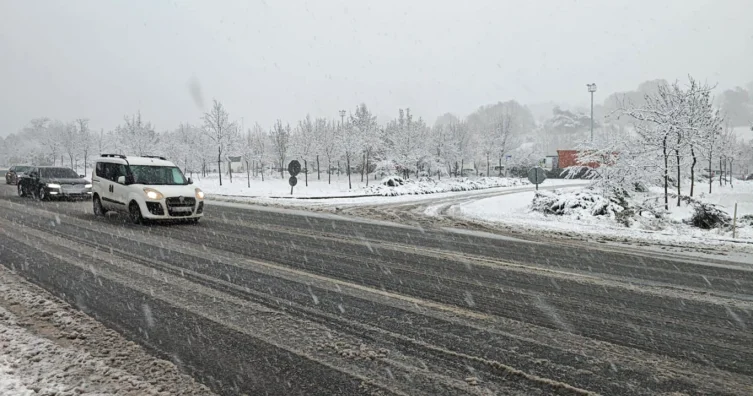 Türkiyənin 19 şəhərində məktəblər bağlandı Qara görə