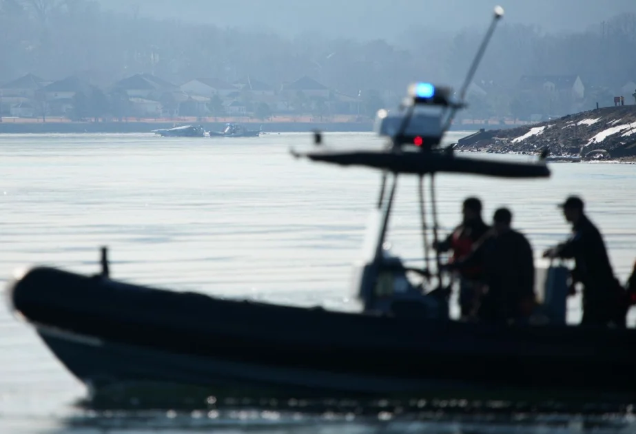 Pentaqon rəhbəri: Sərnişin təyyarəsi ilə toqquşan helikopter təlim uçuşu zamanı səhvə yol verilib