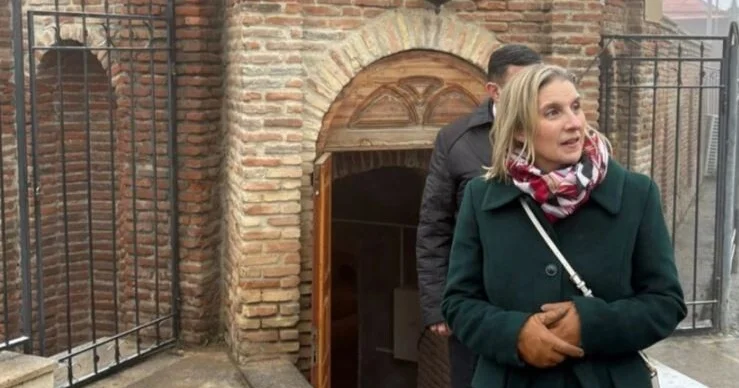 Emi Karlon Gümbəzli hamamı ziyarət etdi Foto