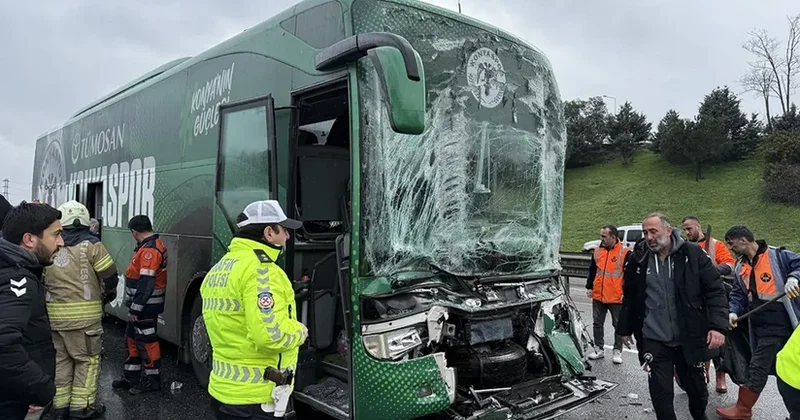 Türkiyə klubunun avtobusu qəzaya uğrayıb: İki futbolçu xəsarət alıb
