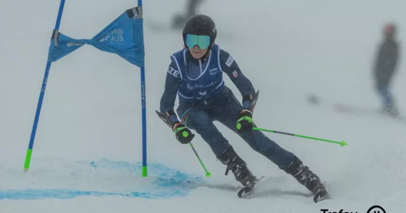 Азербайджанская лыжница на международных соревнованиях в Андорре ФОТО