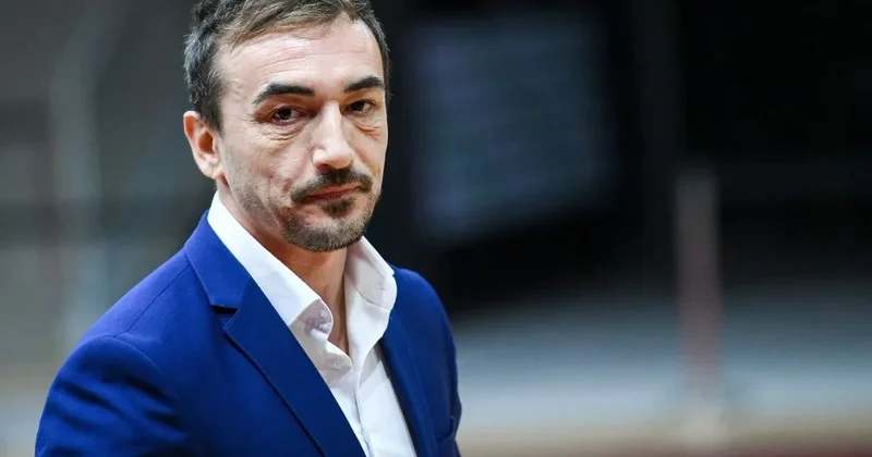 “Naxçıvan”ın baş məşqçisi: “Həyatımda bu cür hakimlər və belə idarəetmə görməmişəm”