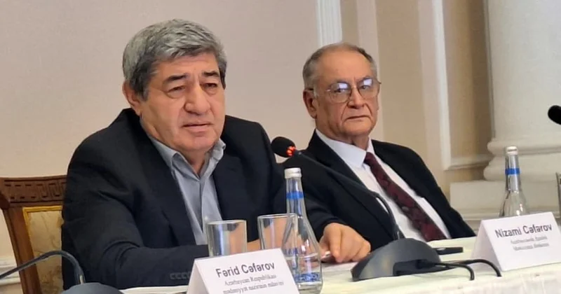Nizami Cəfərov: “Yazıçı kitabını küçədə sata bilməz”