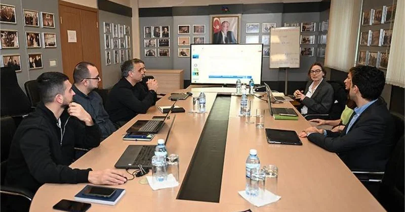 AFFA da UEFA nın Kütləvi Futbol üzrə mentoru ilə görüş keçirildi