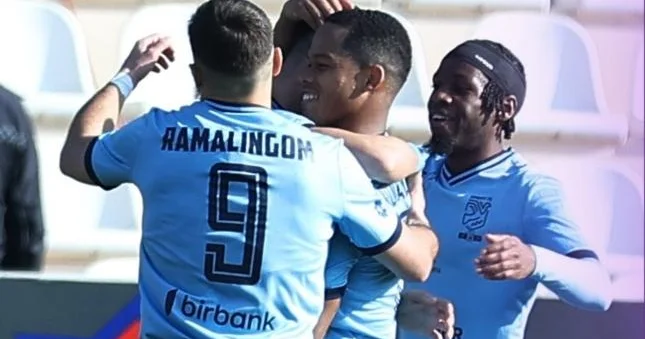 “Sumqayıt” “Karvan Yevlax”a qalib gəldi