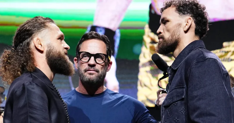 Rafael Fiziyev və rəqibi çəkiölçmə mərasimində iştirak ediblər